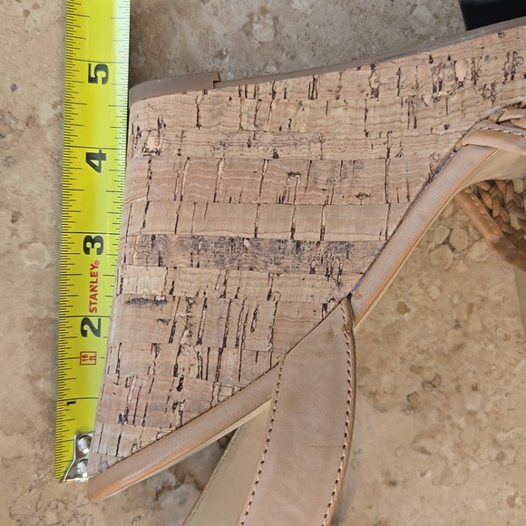 Jessica Simpson Wedge Sandles - Picture 3 of 7